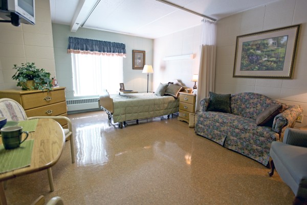 The Laurels of Kent: Private Guest Room